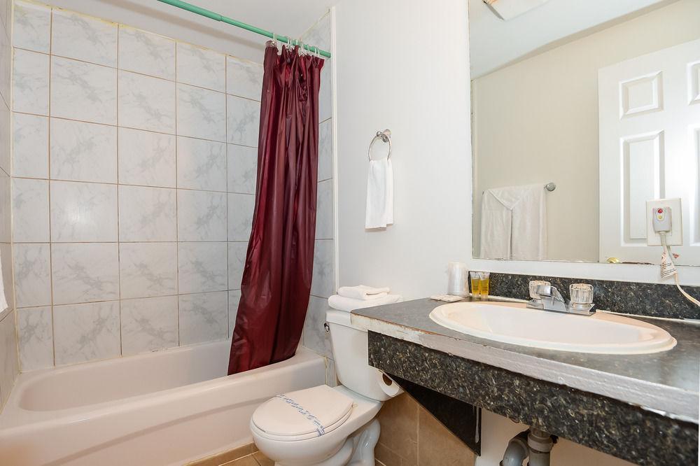 Ottawa Inn Hotel 외부 사진