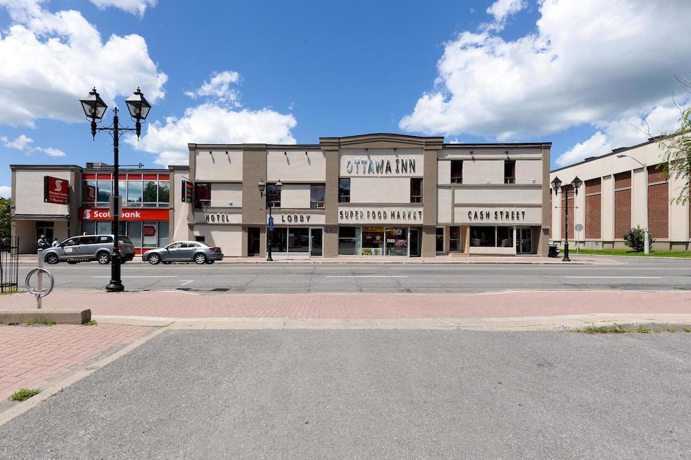 Ottawa Inn Hotel 외부 사진