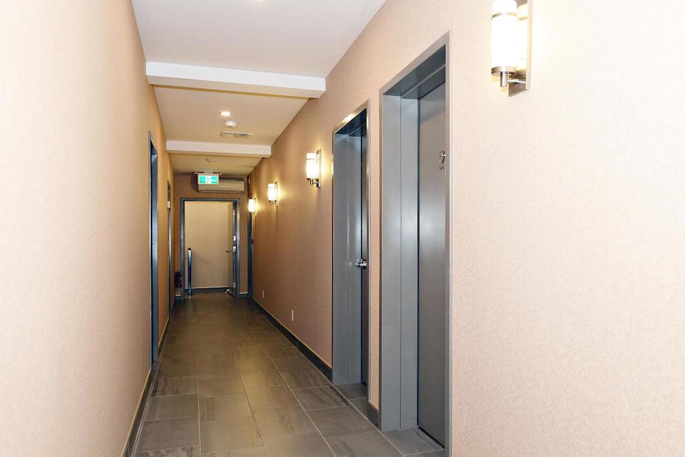 Ottawa Inn Hotel 외부 사진
