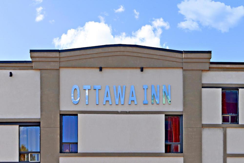 Ottawa Inn Hotel 외부 사진